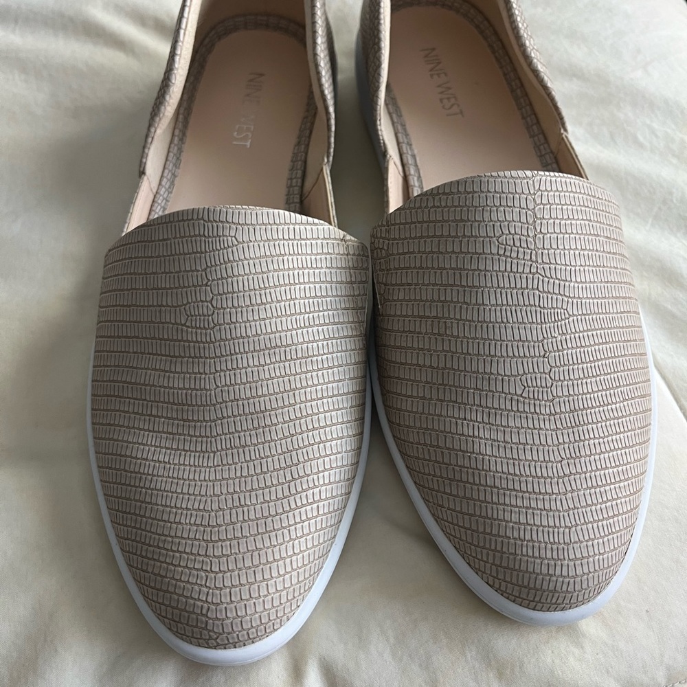 Nine West Stone Colored Textured Flats
